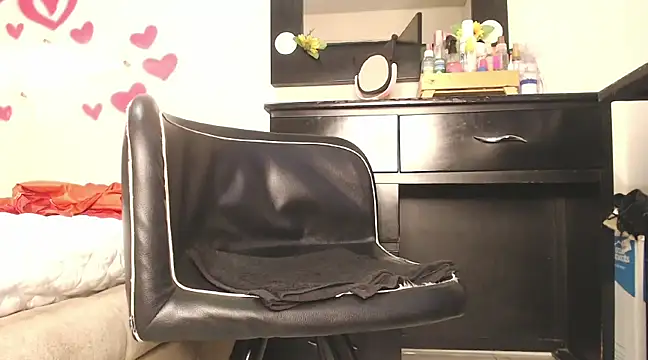 Snapshot of vittoriaromano chatting on 12/03/24, 03:41 vittoriaromano online show from 12/03/24, 03:41