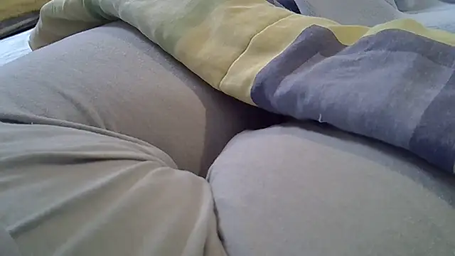 Snapshot of perescam chatting on 11/25/25, 03:56 perescam online show from 11/25/25, 03:56