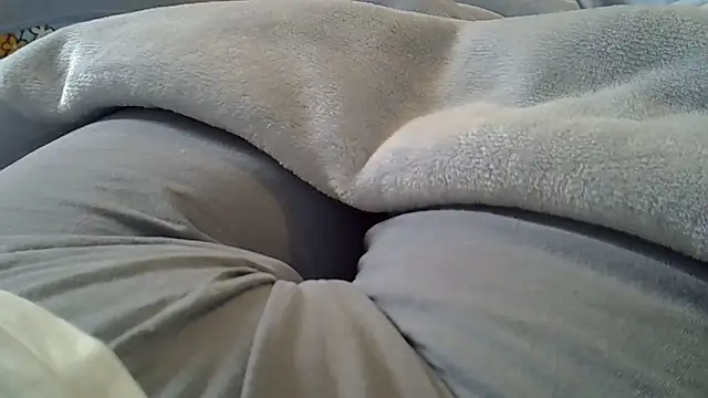 Snapshot of perescam chatting on 11/27/25, 02:30 perescam online show from 11/27/25, 02:30