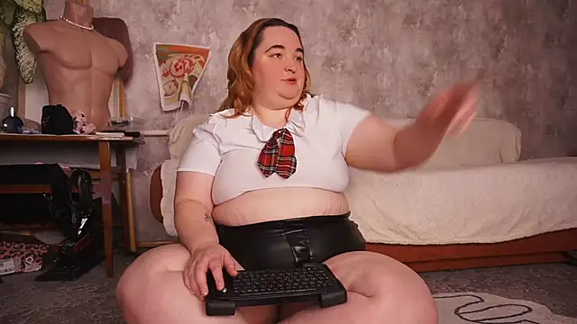 Evelively online show from 03/22/25, 05:31