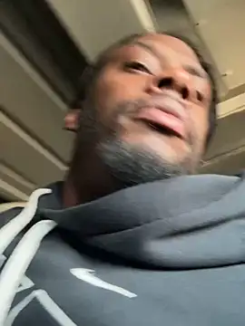 blue5455 online show from 03/04/25, 07:43