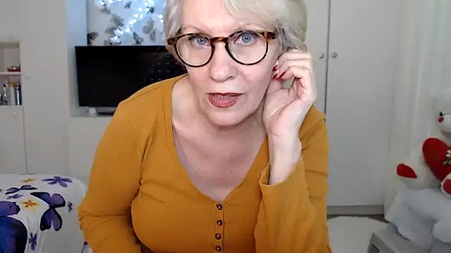 Ghertrude52 online show from 03/06/25, 04:08