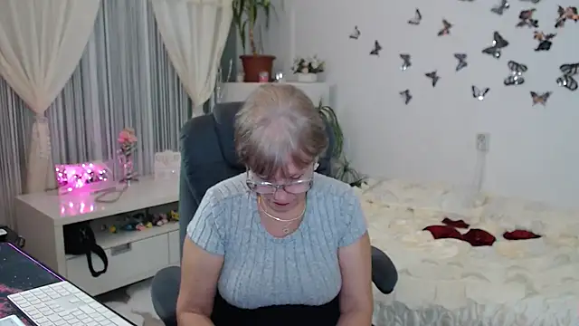 Ghertrude52 online show from 10/10/25, 03:16