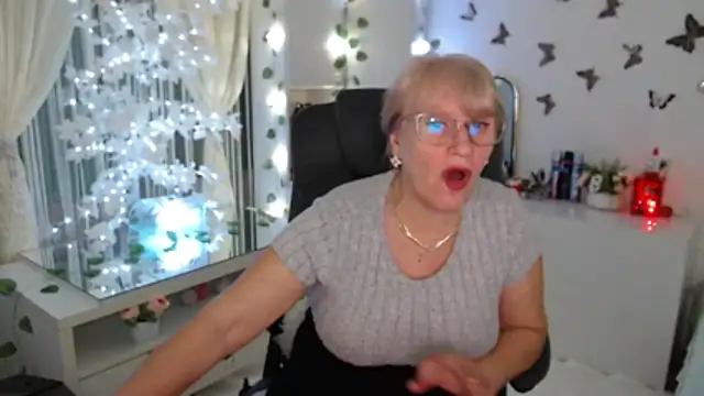 Ghertrude52 online show from 12/16/25, 04:17