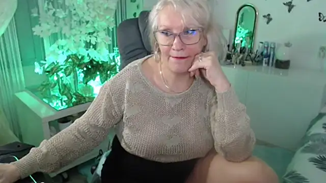 Ghertrude52 online show from 02/03/26, 06:22