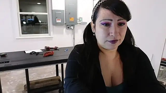 Foglove69 online show from 02/10/26, 11:53