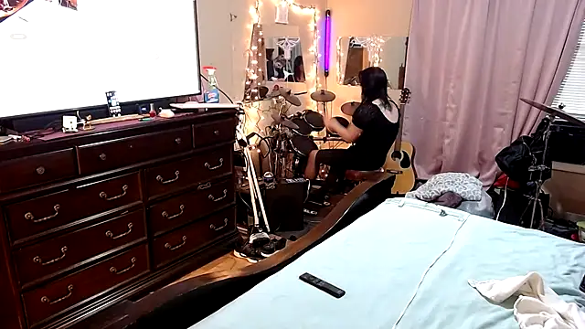 AerobicSleeve online show from 10/23/25, 10:41