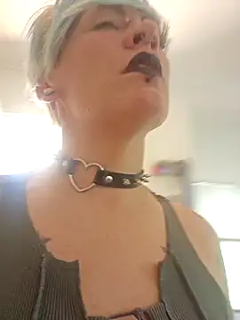 PinkTheHawk online show from 01/07/25, 01:17