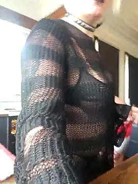 PinkTheHawk online show from 12/02/25, 05:57