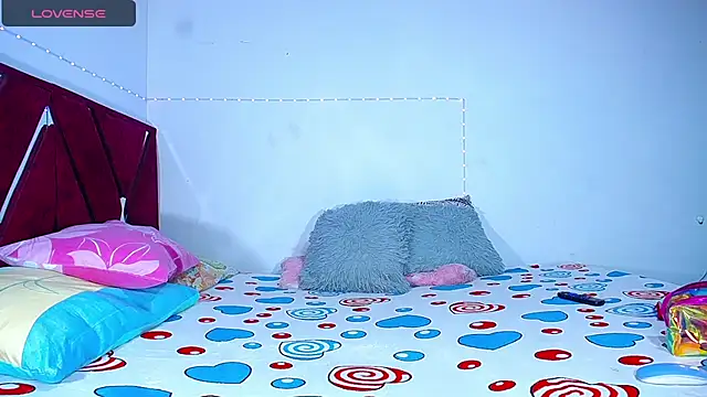 DanisaBrown online show from 12/14/24, 01:49