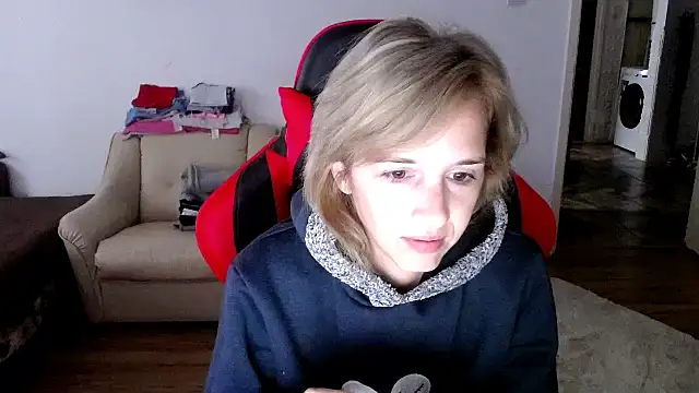 SexxyLety online show from 09/19/25, 06:26