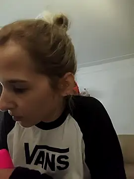 SexxyLety online show from 10/14/25, 09:21