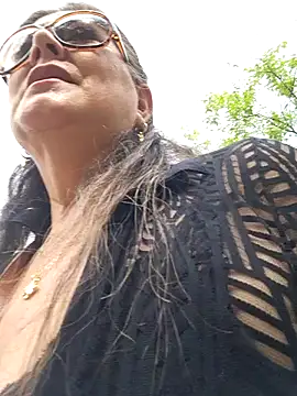 emma tour online show from 12/26/24, 03:31