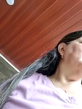 emma tour online show from 01/04/25, 01:21