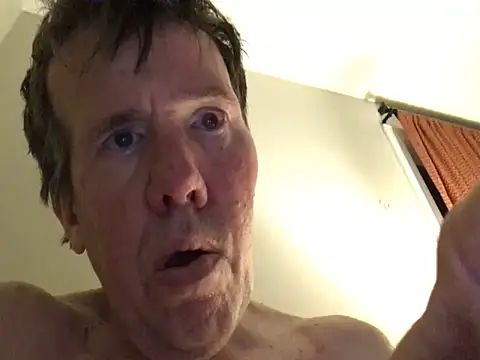 Snapshot of dw5pnc chatting on 02/10/25, 04:08 dw5pnc online show from 02/10/25, 04:08