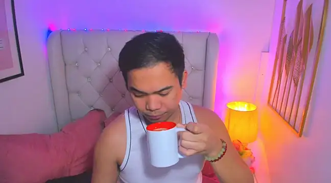 AsianZero online show from 03/10/25, 05:07