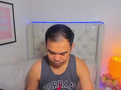 Snapshot of AsianZero chatting on 03/18/26, 05:38 AsianZero online show from 03/18/26, 05:38