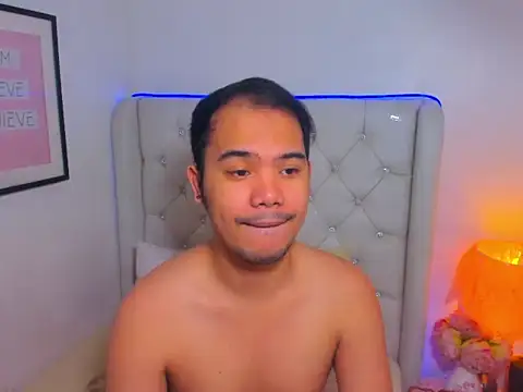 Snapshot of AsianZero chatting on 03/20/26, 04:23 AsianZero online show from 03/20/26, 04:23