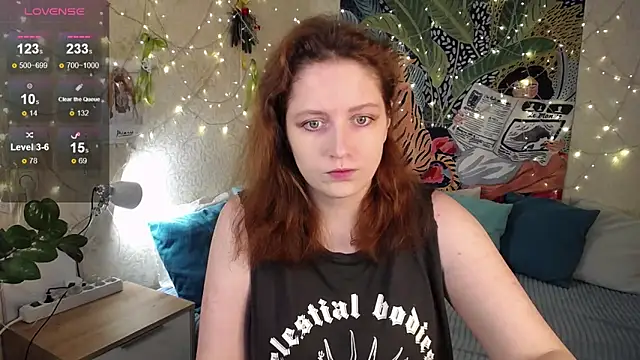 Snapshot of Dexy_Red chatting on 10/08/25, 09:01 Dexy Red online show from 10/08/25, 09:01