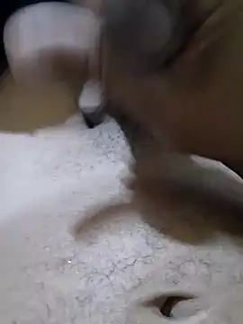 Snapshot of geroom chatting on 12/29/24, 08:04 geroom online show from 12/29/24, 08:04