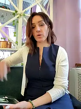 EvaXOAir online show from 12/11/24, 08:15