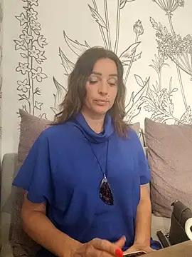 EvaXOAir online show from 02/05/25, 02:40