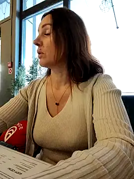 EvaXOAir online show from 02/26/25, 04:58