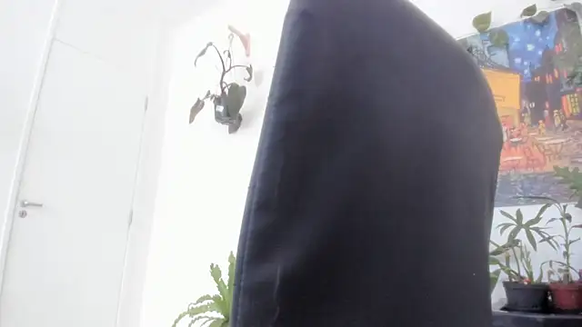 Snapshot of TaliMajesty chatting on 11/07/25, 11:54 TaliMajesty online show from 11/07/25, 11:54