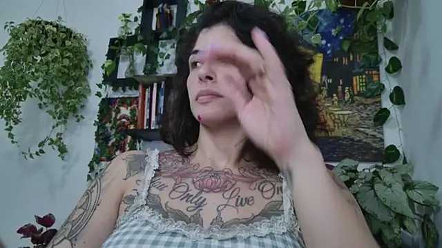 Snapshot of TaliMajesty chatting on 02/26/26, 11:59 TaliMajesty online show from 02/26/26, 11:59