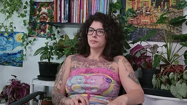 Snapshot of TaliMajesty chatting on 03/26/26, 10:26 TaliMajesty online show from 03/26/26, 10:26