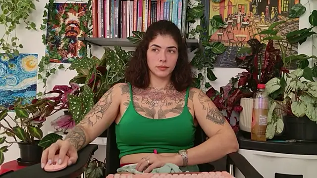 Snapshot of TaliMajesty chatting on 03/31/26, 01:11 TaliMajesty online show from 03/31/26, 01:11