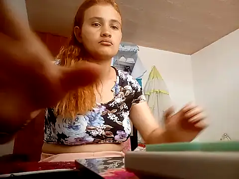 Mia davis01 online show from 12/18/24, 05:00