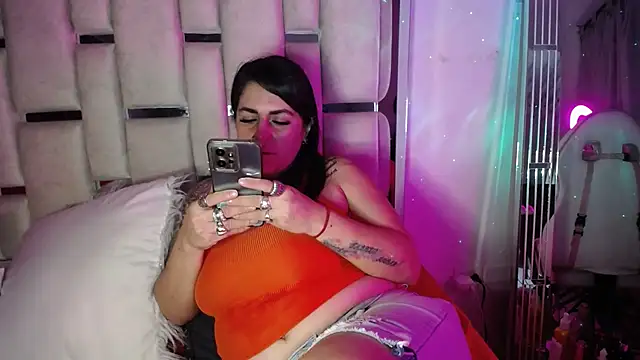 chelaqueen  online show from 03/21/25, 04:49