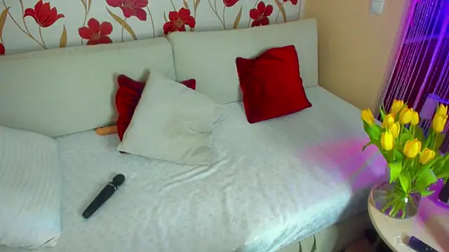 JennAlison online show from 03/09/25, 01:37