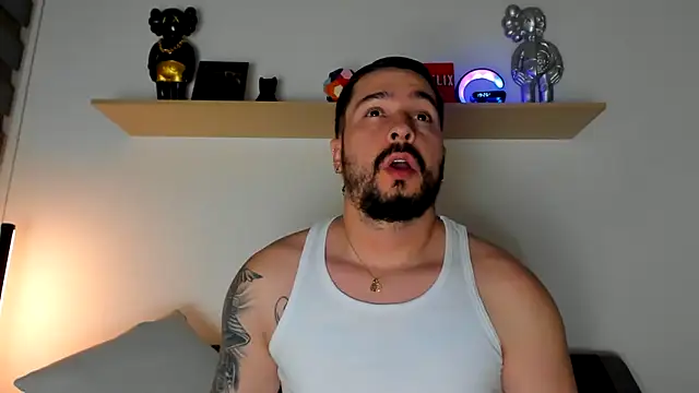 Snapshot of camilo_restrepo21 chatting on 01/23/25, 12:25 camilo restrepo21 online show from 01/23/25, 12:25