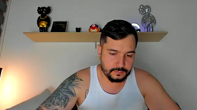 Snapshot of camilo_restrepo21 chatting on 02/07/25, 12:09 camilo restrepo21 online show from 02/07/25, 12:09