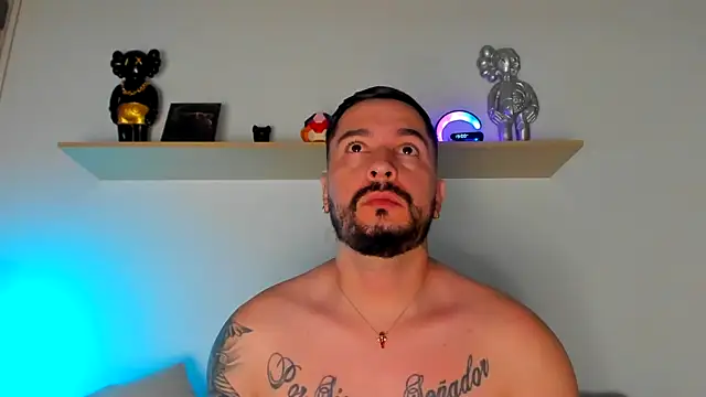 Snapshot of camilo_restrepo21 chatting on 02/22/25, 11:57 camilo restrepo21 online show from 02/22/25, 11:57