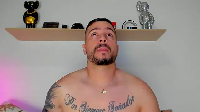 Snapshot of camilo_restrepo21 chatting on 09/24/25, 11:08 camilo restrepo21 online show from 09/24/25, 11:08