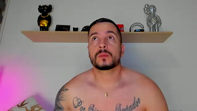 Snapshot of camilo_restrepo21 chatting on 09/30/25, 12:37 camilo restrepo21 online show from 09/30/25, 12:37