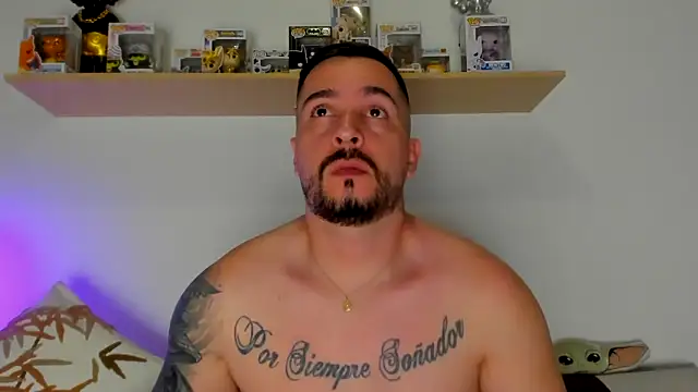 Snapshot of camilo_restrepo21 chatting on 11/29/25, 10:57 camilo restrepo21 online show from 11/29/25, 10:57