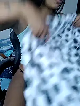 Snapshot of sandylau chatting on 02/20/25, 02:57 sandylau online show from 02/20/25, 02:57