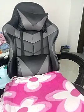 Snapshot of sandylau chatting on 03/12/25, 09:13 sandylau online show from 03/12/25, 09:13