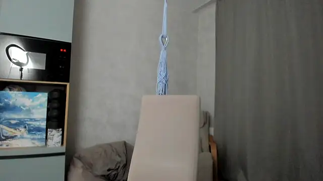 Snapshot of why_again_me chatting on 10/05/25, 04:16 why again me online show from 10/05/25, 04:16