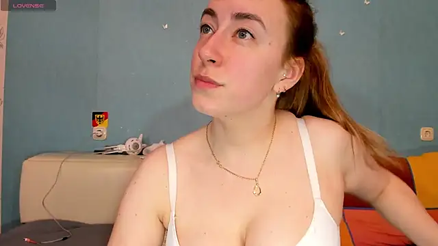 Snapshot of mimi_nati chatting on 03/16/26, 08:13 mimi nati online show from 03/16/26, 08:13