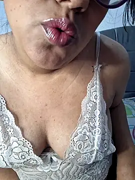 ZaidaWet online show from 11/29/25, 11:46