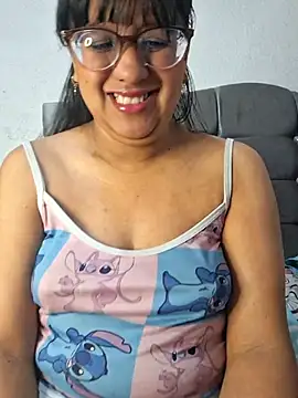 Snapshot of ZaidaWet chatting on 04/01/26, 12:28 ZaidaWet online show from 04/01/26, 12:28