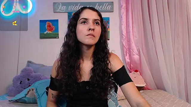 Snapshot of lailypink chatting on 12/07/24, 02:31 lailypink online show from 12/07/24, 02:31