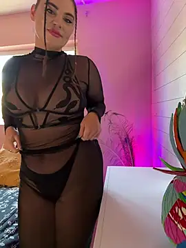 lovely beast online show from 03/21/25, 04:18