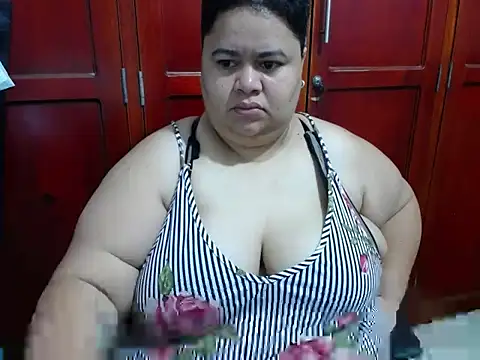 hotlesby4uxxx online show from 06/23/26, 01:53