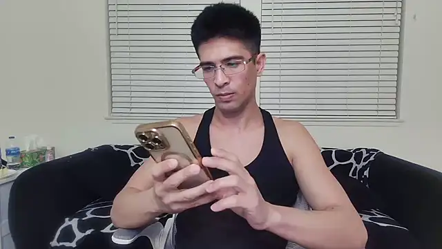 SebastianReiss online show from 04/17/26, 04:48